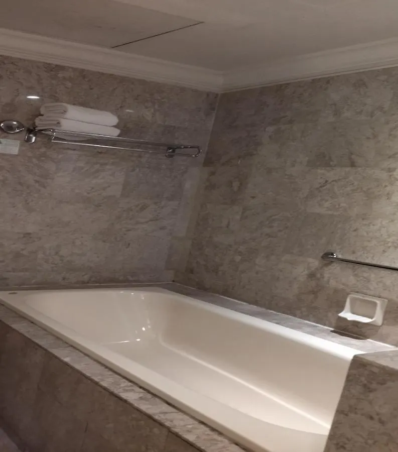 Plaza Apartment At Berjaya Times Square Kl 吉隆坡